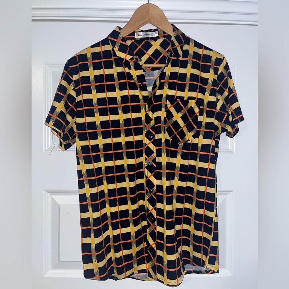 SHORT SLEEVE BUTTON UP SHIRT - NAVY & YELLOW (S/M)